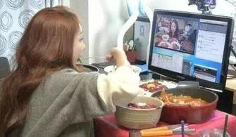 吃瓜男闺蜜直播视频,吃瓜男闺蜜的瓜田奇遇记