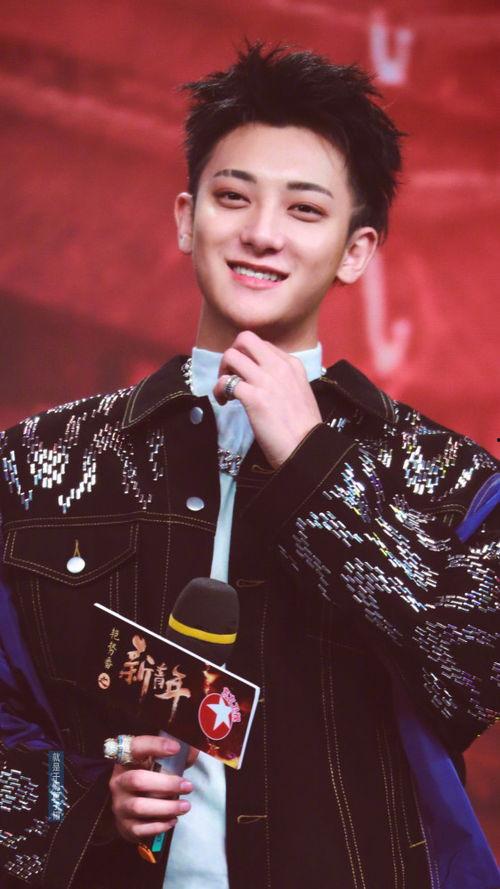 黄子韬吃瓜比赛视频,趣味横生幕后花絮大揭秘