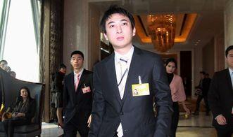 吃瓜群众吴导翻牌视频,吃瓜群众围观幕后花絮